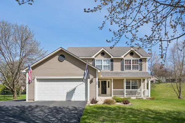 $414,900 | 208 Cherrywood Avenue Northwest, St. Michael, MN 55376