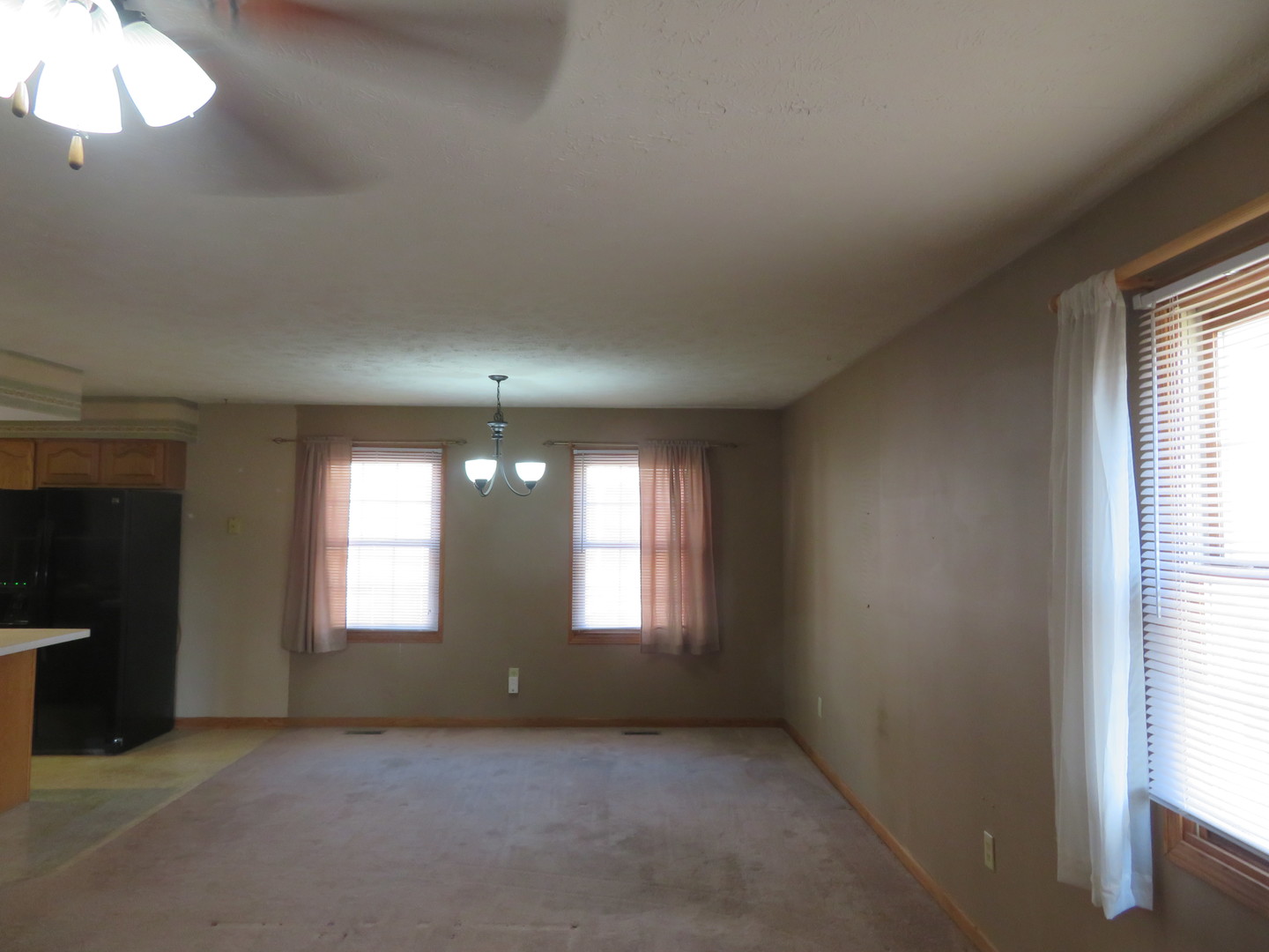 440 South Peace Road, Unit 440 Sycamore, IL 60178 - Photo 5 of 19