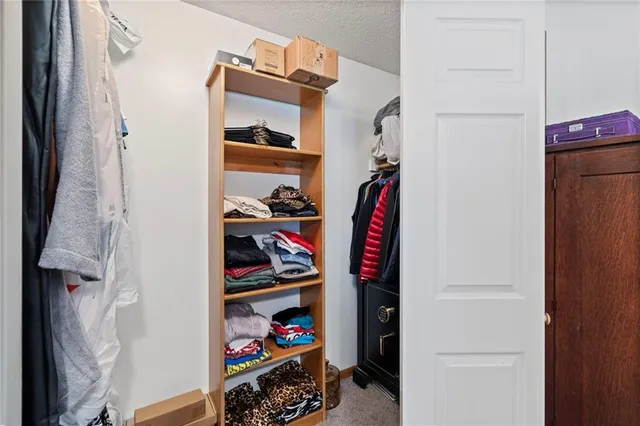 $329,000 | 606 South Thornton Street, Richmond, MO 64085