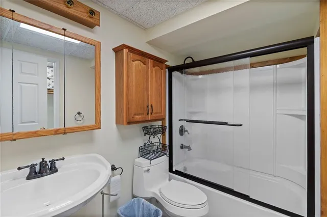 $329,000 | 606 South Thornton Street, Richmond, MO 64085