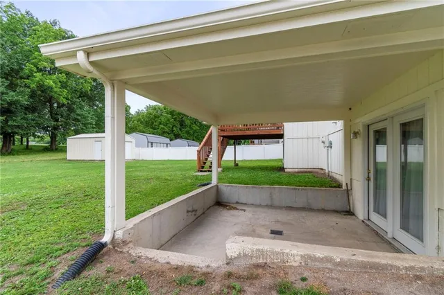 $329,000 | 606 South Thornton Street, Richmond, MO 64085