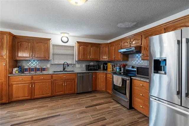 $329,000 | 606 South Thornton Street, Richmond, MO 64085