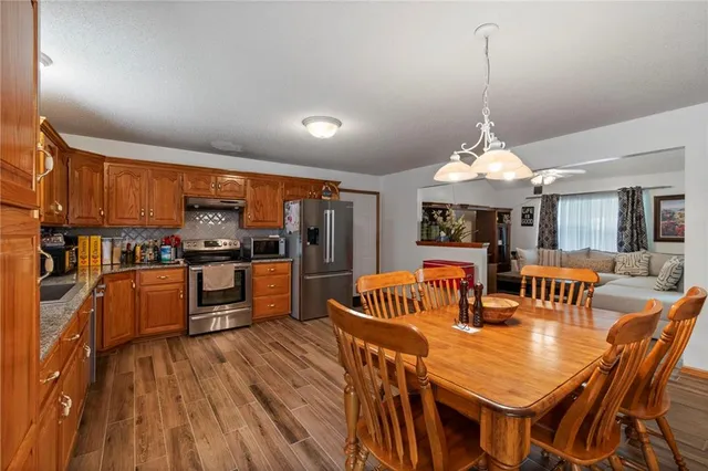 $329,000 | 606 South Thornton Street, Richmond, MO 64085