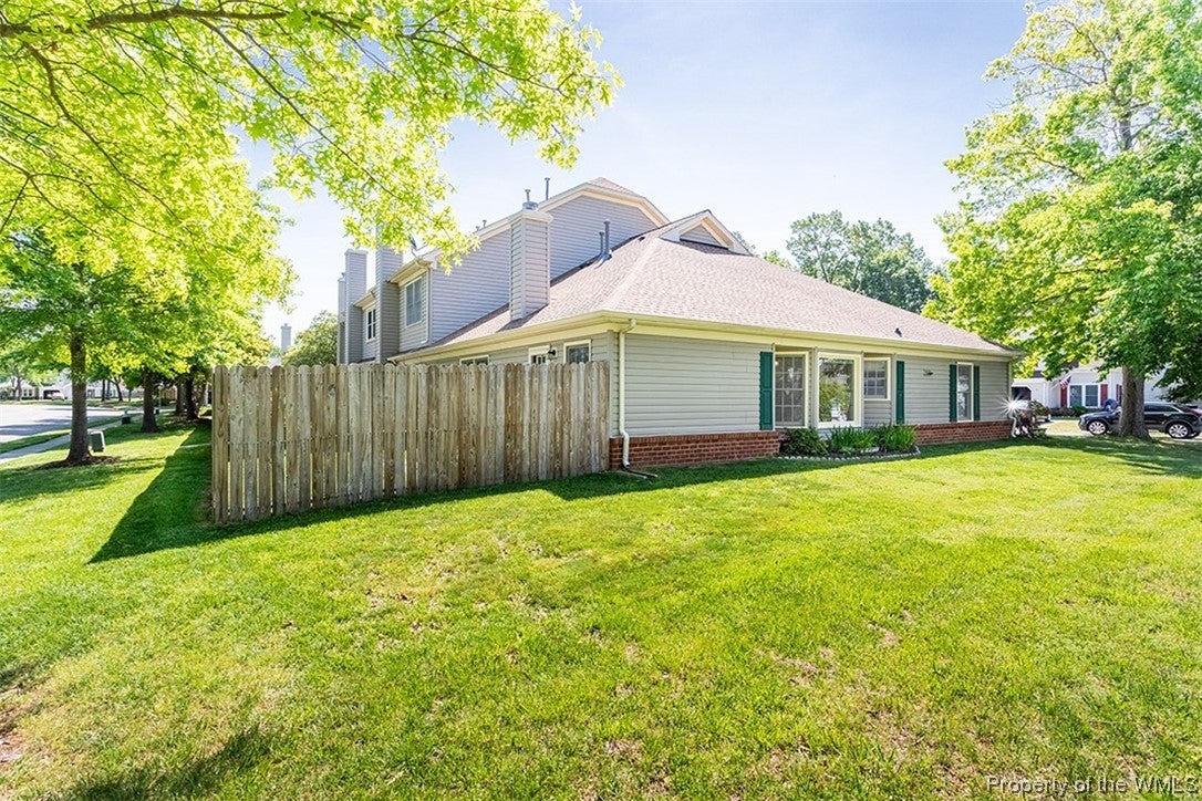 148 Rustling Oak Ridge Yorktown, VA 23692 - Photo 26 of 27 Gallery Image 26