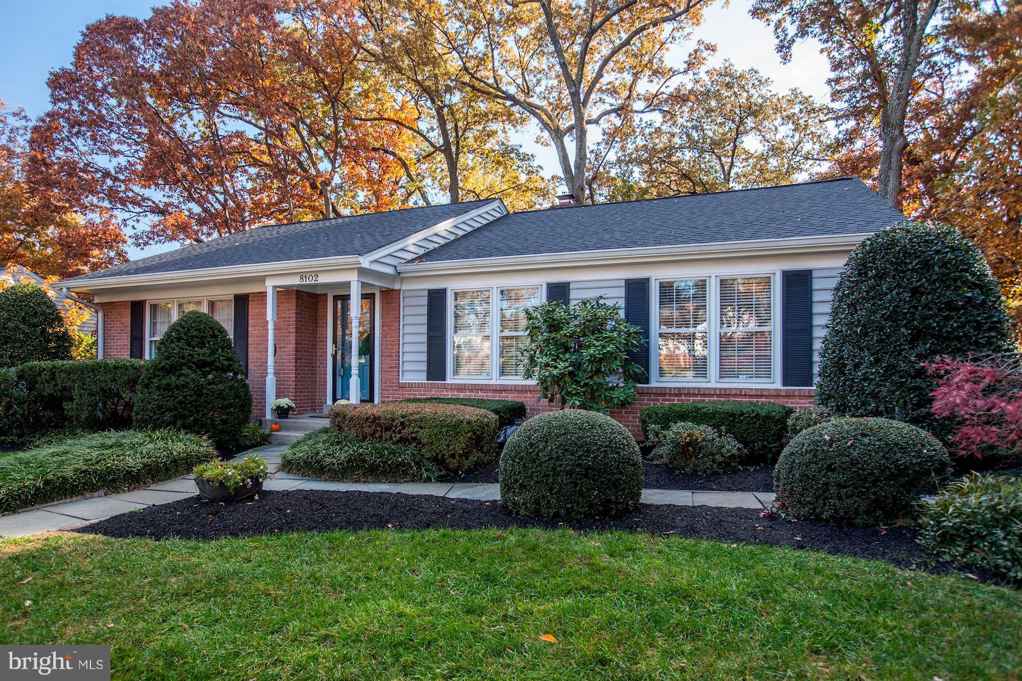 8102 Postoak Road Potomac, MD 20854 - Photo 1 of 29 Welcome Home!