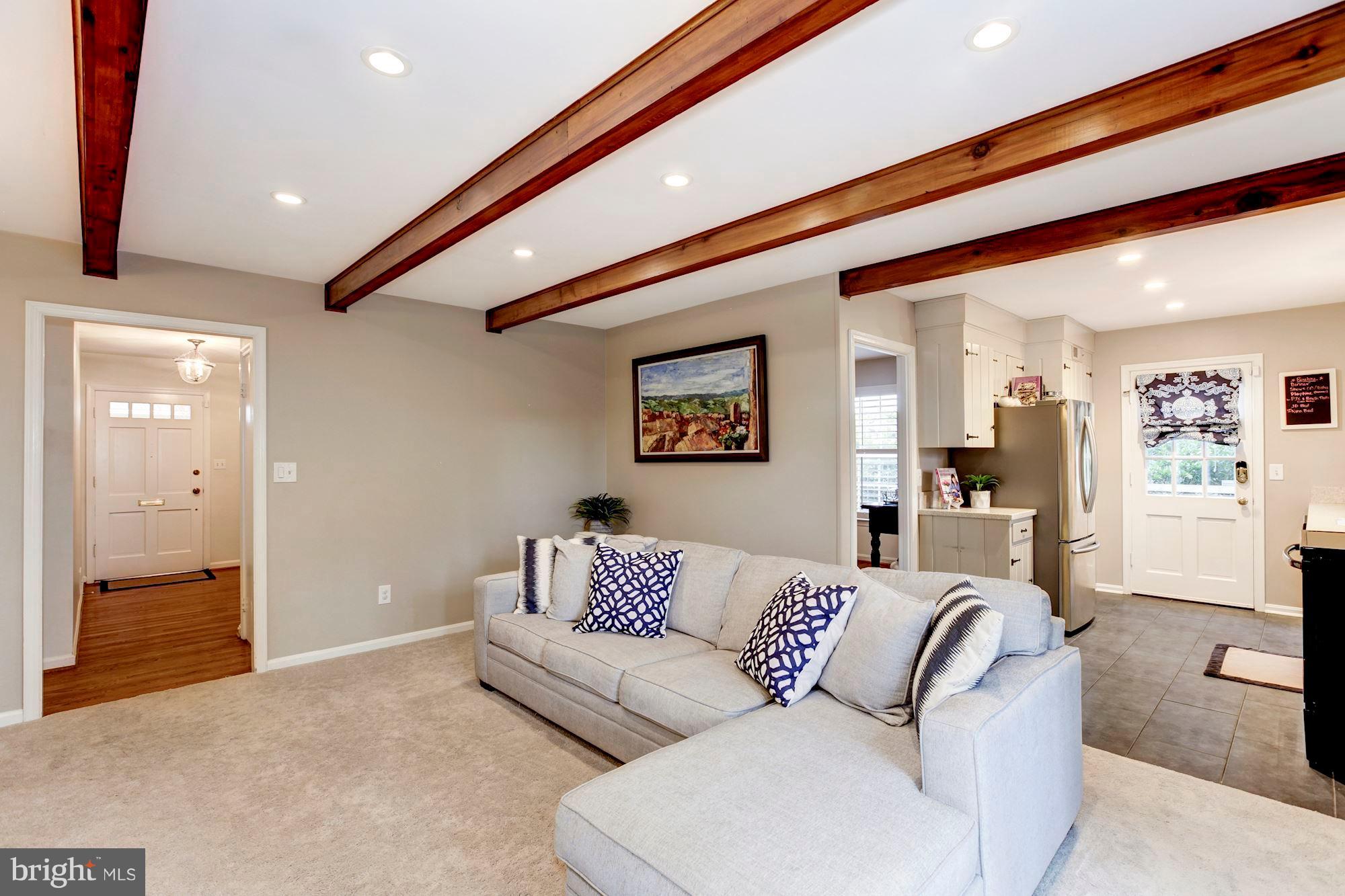 8102 Postoak Road Potomac, MD 20854 - Photo 13 of 29 Renovated Family Room