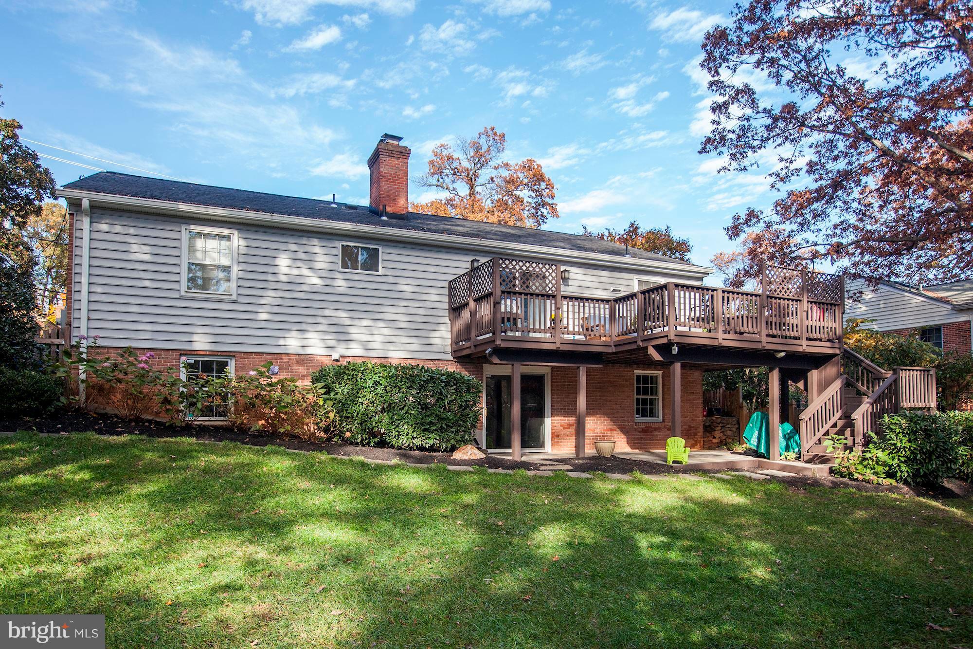 8102 Postoak Road Potomac, MD 20854 - Photo 28 of 29 Rear Lot w/Large Deck & Patio