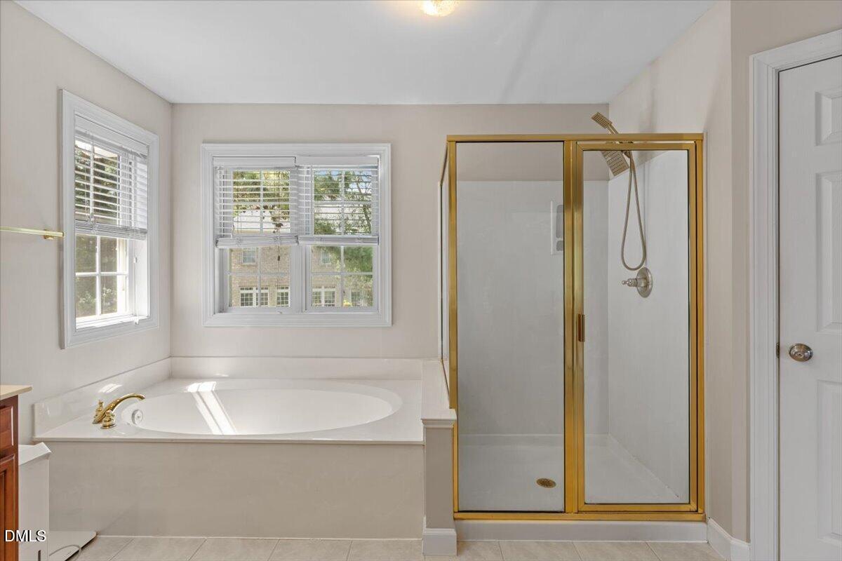 2817 Crystal Oaks Lane Raleigh, NC 27614 - Photo 25 of 41