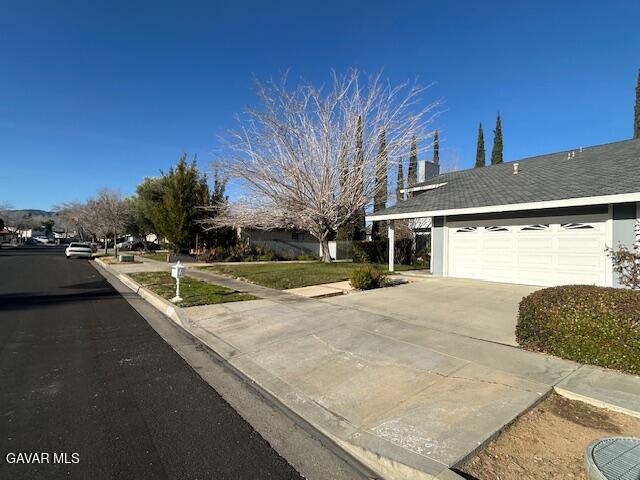 431 Fantasy Street Palmdale, CA 93551 - Photo 4 of 42 f4