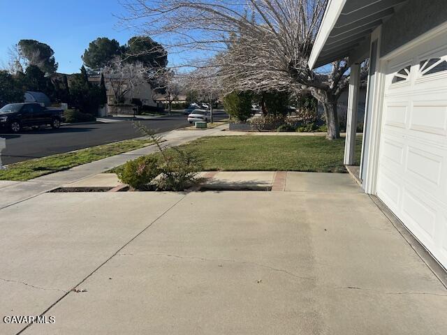 431 Fantasy Street Palmdale, CA 93551 - Photo 5 of 42 f10