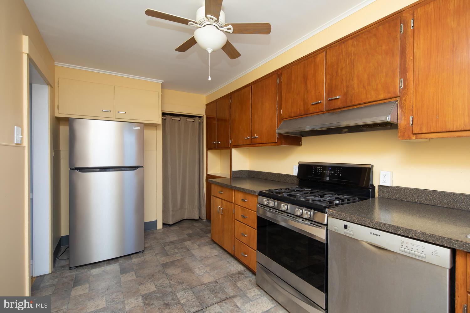 651 Rector Street Philadelphia, PA 19128 - Photo 11 of 30 Gallery Image 11