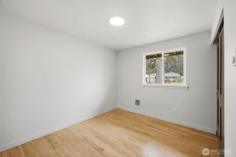$569,950 | 30032 5th Avenue Southwest, Federal Way, WA 98023