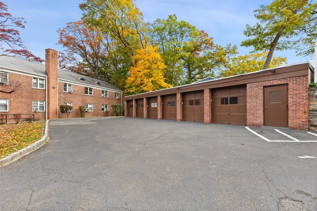 a view of a house with a outdoor space