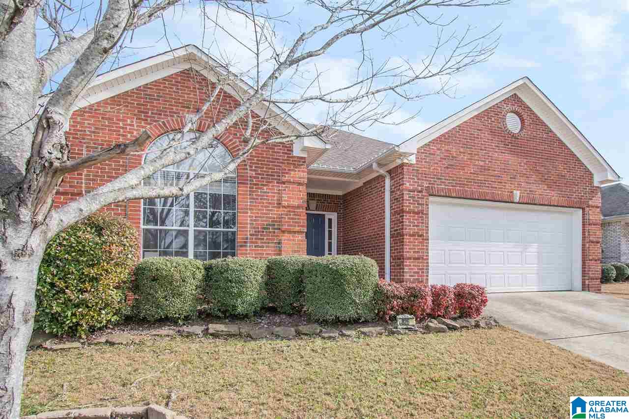 826 Daventry Lane Calera, AL 35040 - Photo 2 of 22