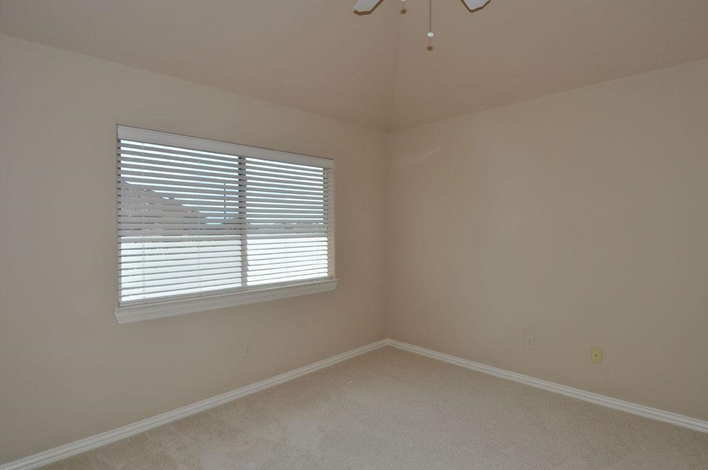 2055 Spring Cedar Lane Houston, TX 77077 - Photo 14 of 26