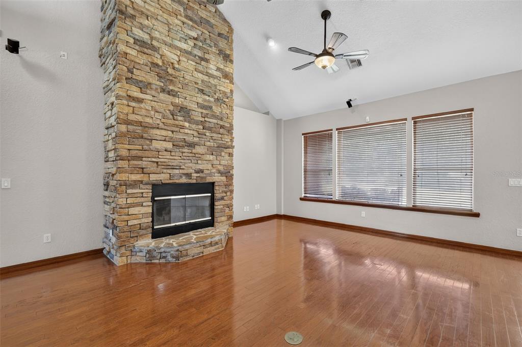 4617 Round Lake Road Apopka, FL 32712 - Photo 12 of 62 Gallery Image 12
