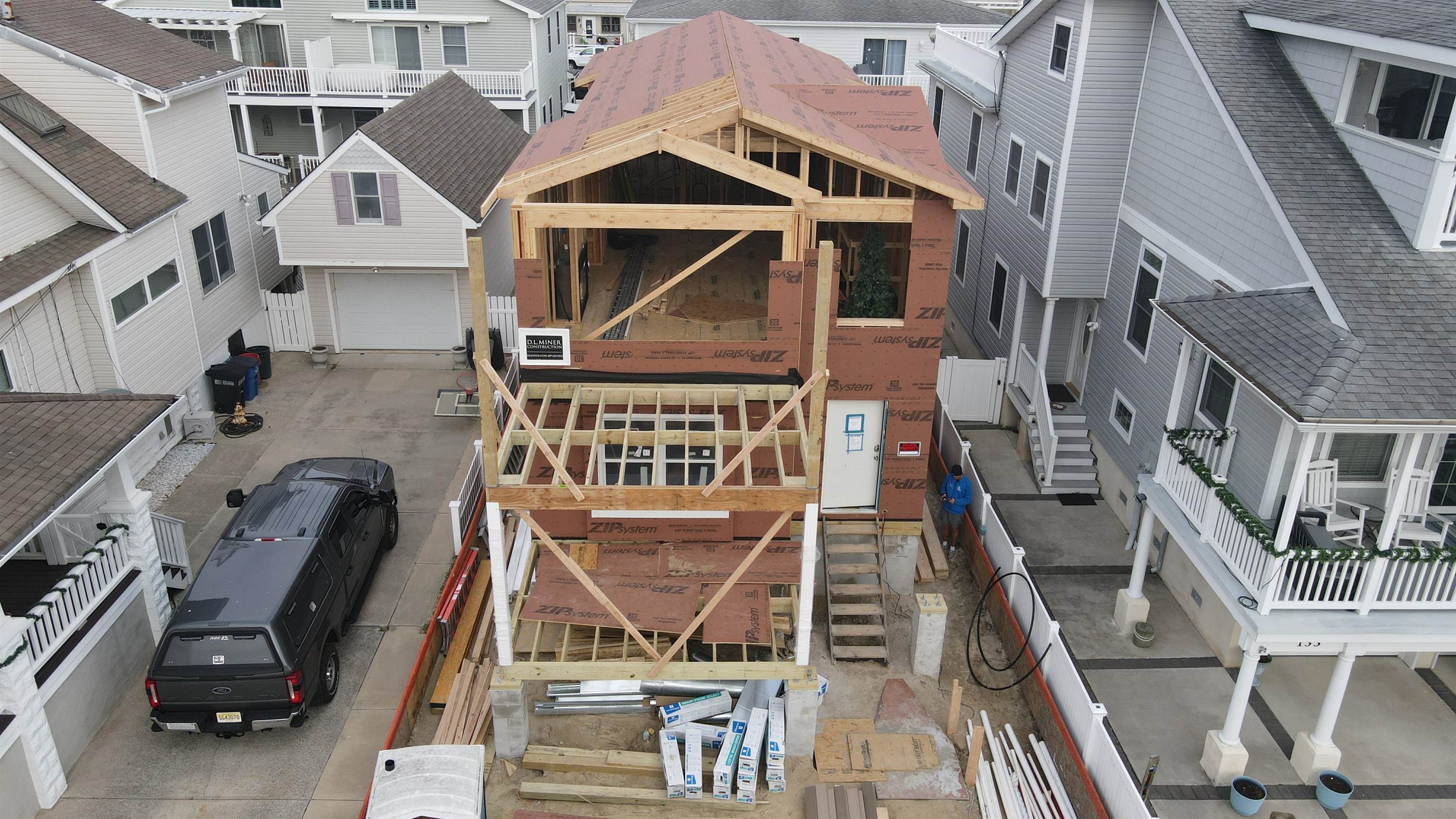 135 West Sweetbriar Road Wildwood Crest, NJ 08260 - Photo 7 of 17 a view of a house with a door