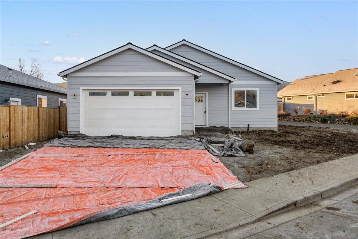 260 Autumn Ridge Road Talent, OR 97540 - Photo 1 of 18 02-CI_2854