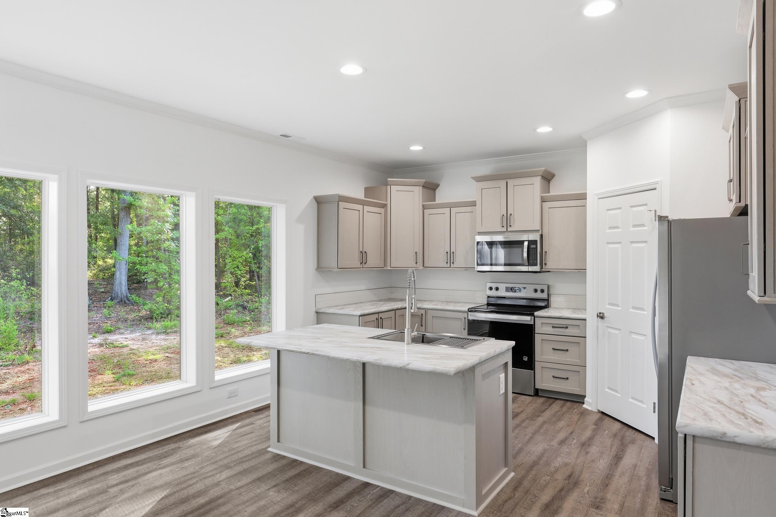 112 Zula Circle Starr, SC 29684 - Photo 8 of 34