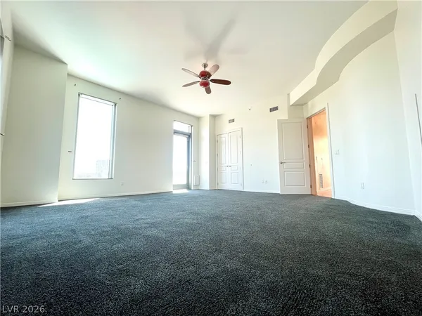 $4,500 | 360 East Desert Inn Road, Unit 402, Las Vegas, NV 89109