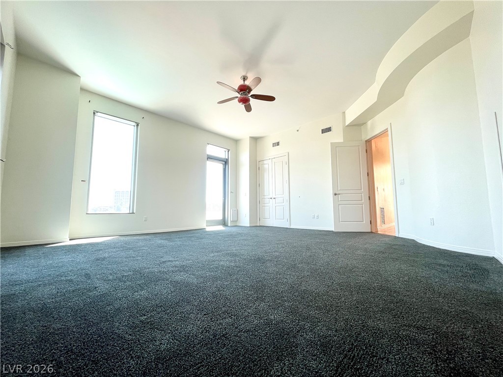 360 East Desert Inn Road, Unit 402 Las Vegas, NV 89109 - Photo 11 of 36