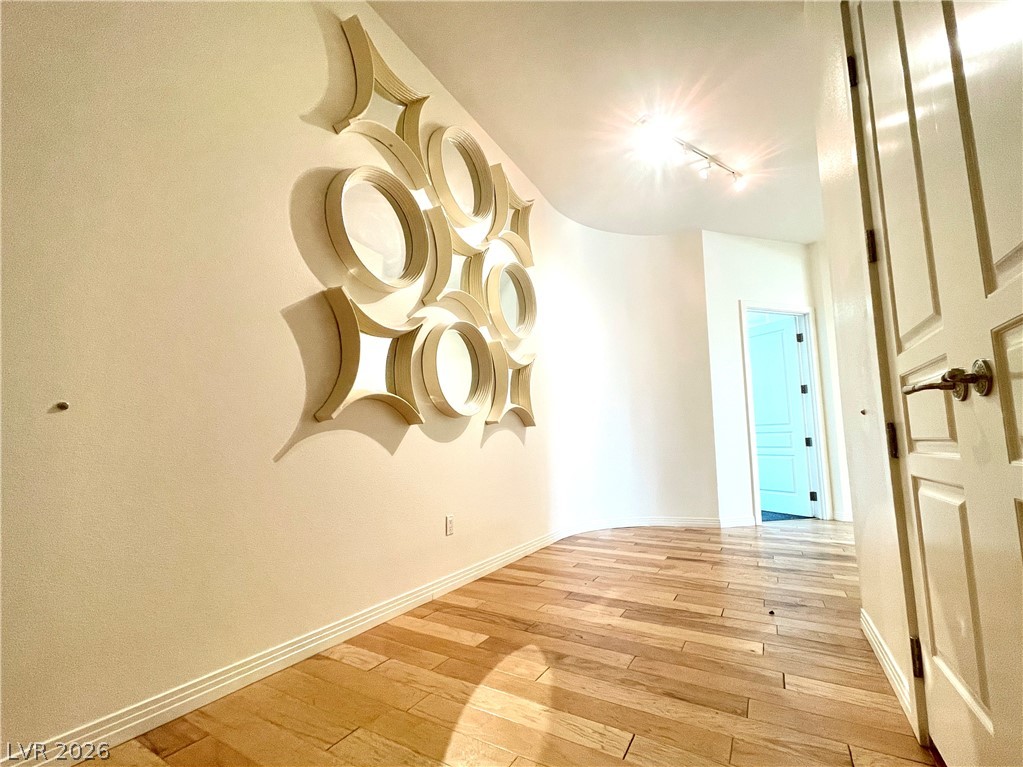 360 East Desert Inn Road, Unit 402 Las Vegas, NV 89109 - Photo 2 of 36
