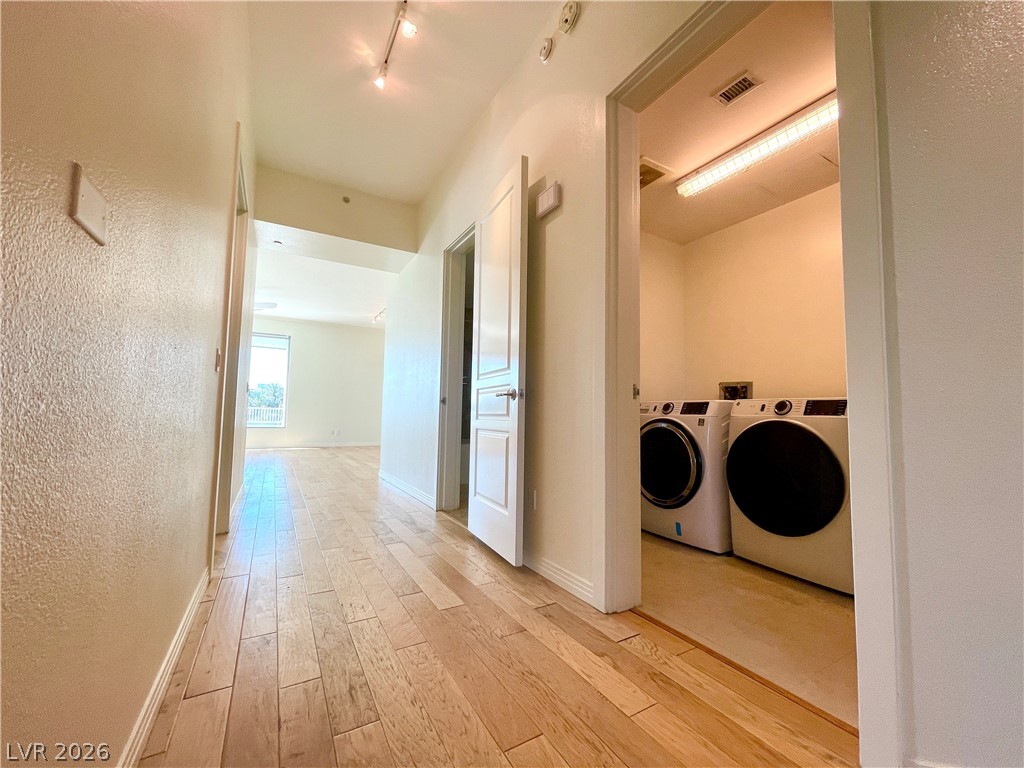 360 East Desert Inn Road, Unit 402 Las Vegas, NV 89109 - Photo 22 of 36