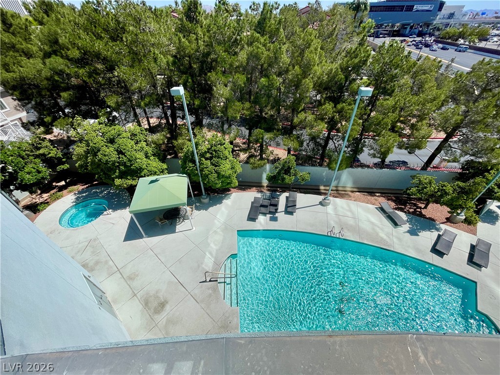 360 East Desert Inn Road, Unit 402 Las Vegas, NV 89109 - Photo 30 of 36
