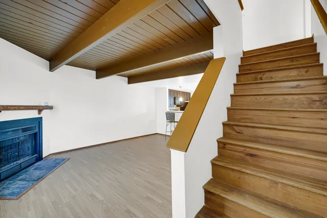 $219,900 | 535 Normandie Lane, Unit 535, Round Lake Beach, IL 60073