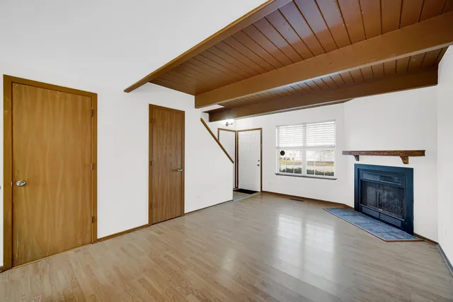 $219,900 | 535 Normandie Lane, Unit 535, Round Lake Beach, IL 60073