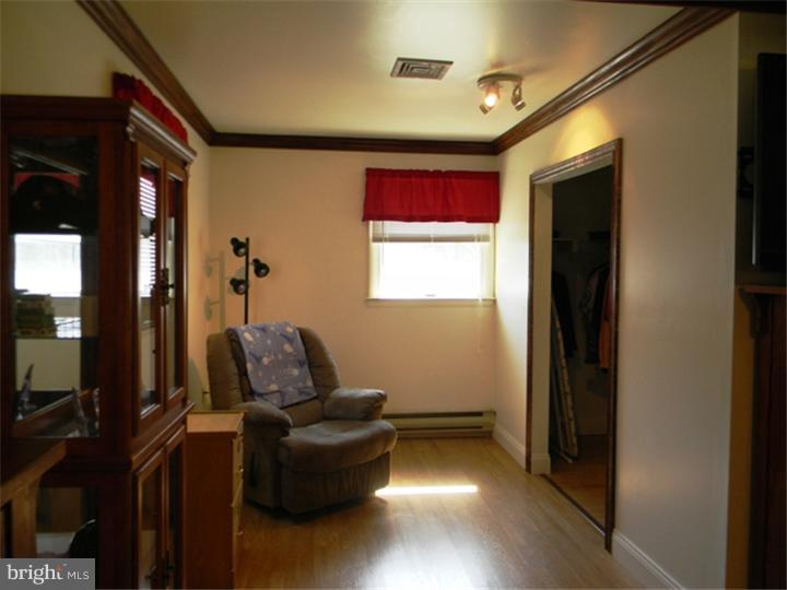 633 Longview Road Boyertown, PA 19512 - Photo 15 of 25 Gallery Image 15