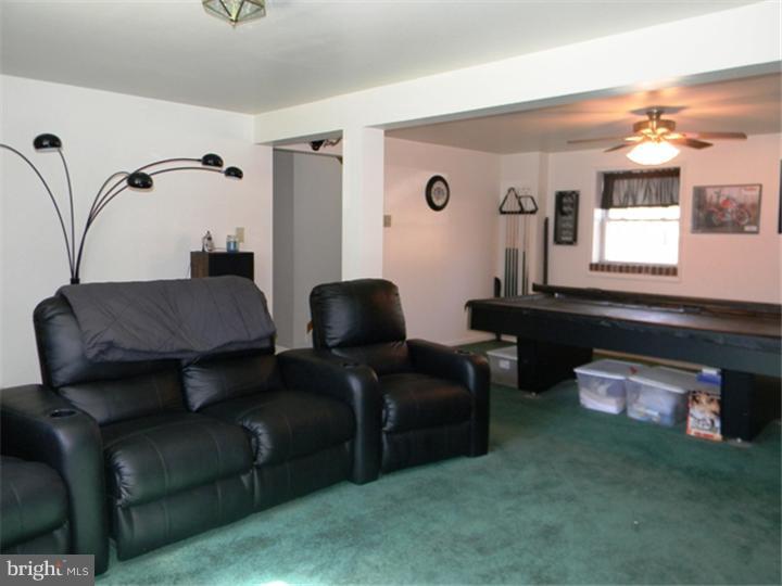 633 Longview Road Boyertown, PA 19512 - Photo 17 of 25 Gallery Image 17