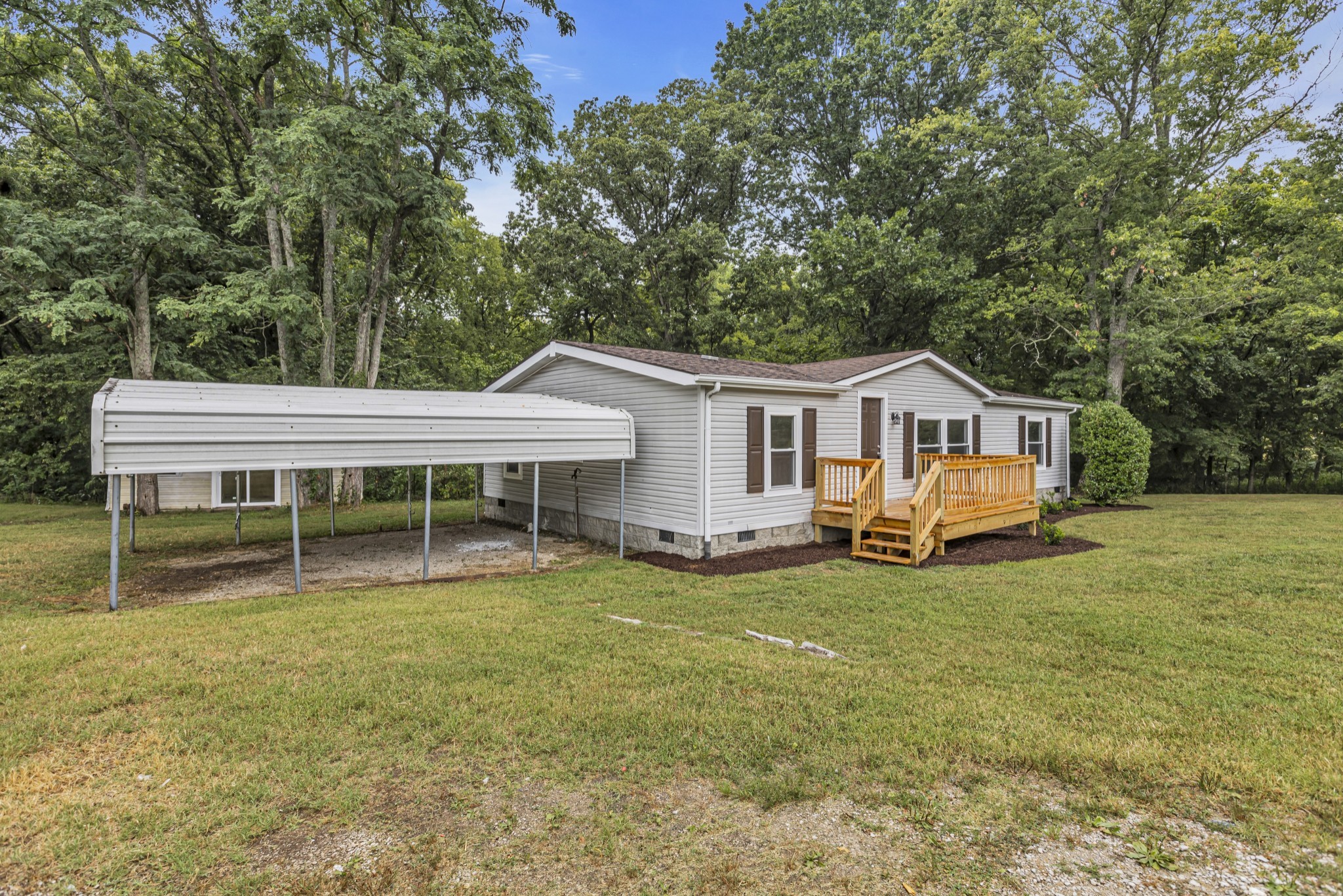 1892 Rock Springs Road Columbia, TN 38401 - Photo 3 of 32 Gallery Image 3