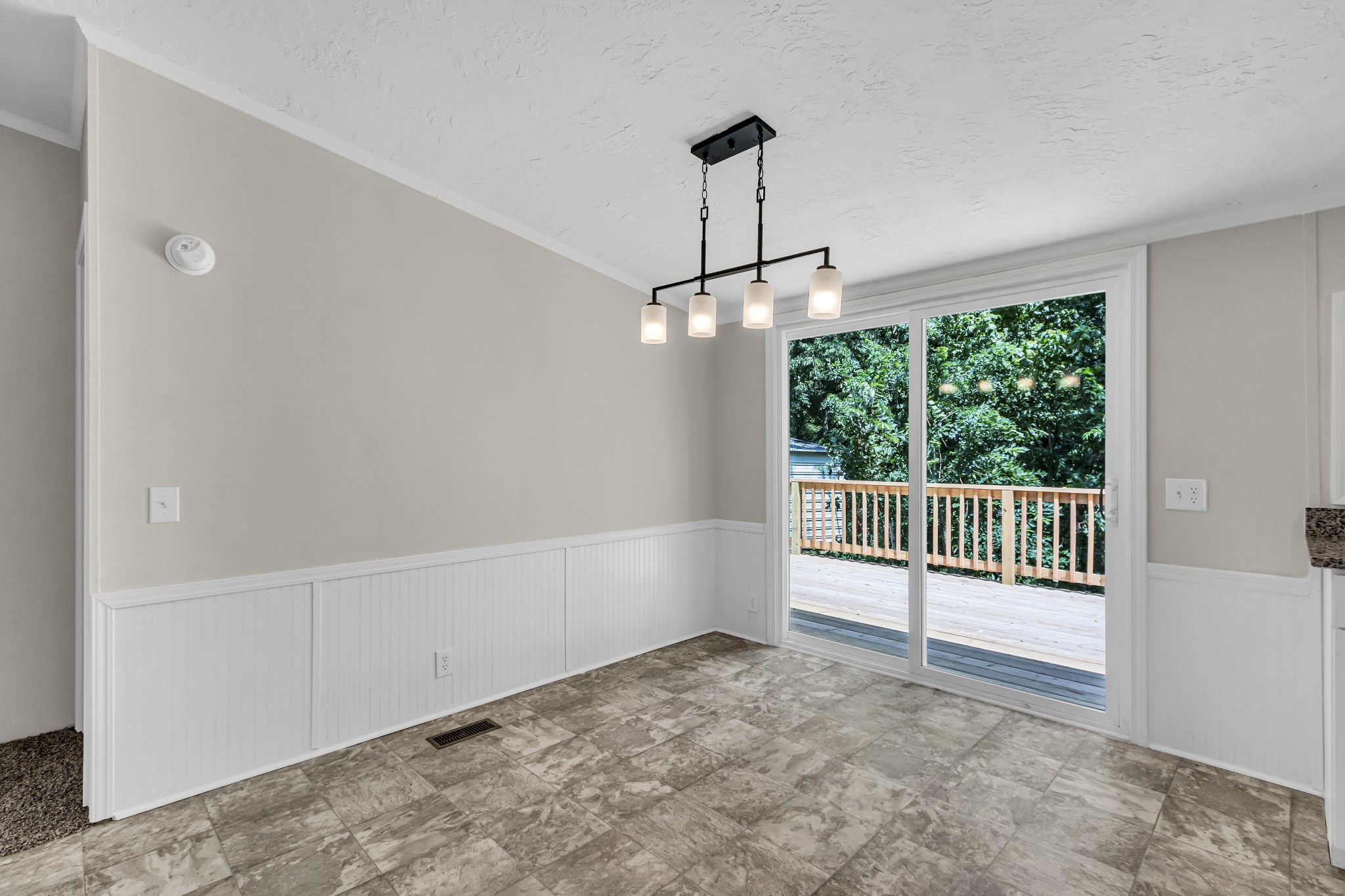 1892 Rock Springs Road Columbia, TN 38401 - Photo 9 of 32 Gallery Image 9