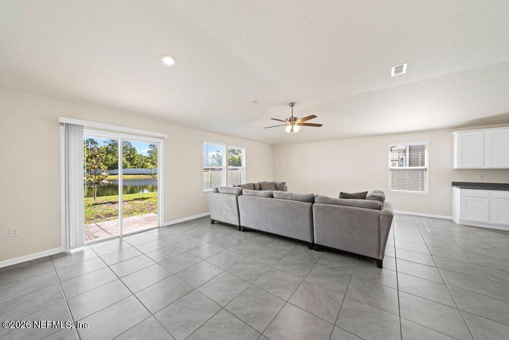 86451 Nassau Crossing Way Yulee, FL 32097 - Photo 10 of 35 86451 Nassau Crossing Way (32).JPG-SMAL