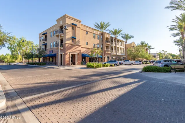 $2,600 | 20047 West Turney Avenue, Unit S, Litchfield Park, AZ 85340
