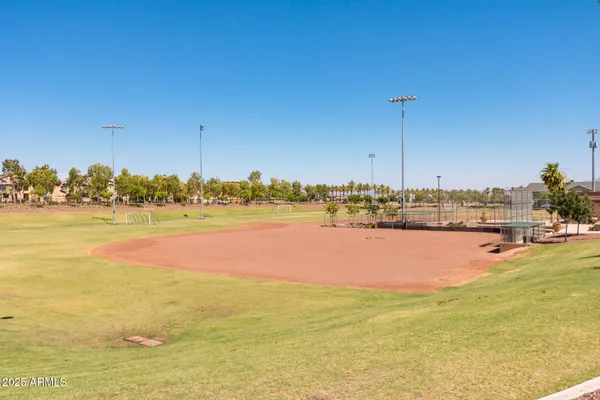 $2,550 | 20047 West Turney Avenue, Litchfield Park, AZ 85340