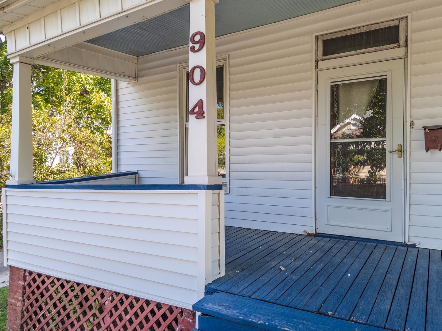 904 South Madison Street Bloomington, IL 61701 - Photo 3 of 46 a view of a entryway door of the house