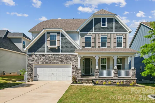$659,995 | 1022 Harbor Bay Drive, Fort Mill, SC 29707