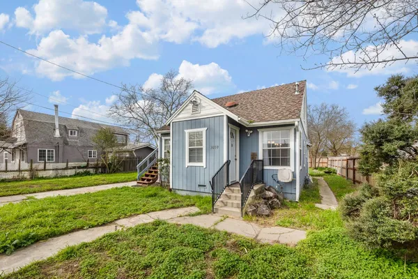 $385,000 | 3059 Crandall Avenue, Sacramento, CA 95815