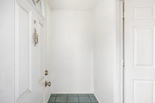 $385,000 | 3059 Crandall Avenue, Sacramento, CA 95815