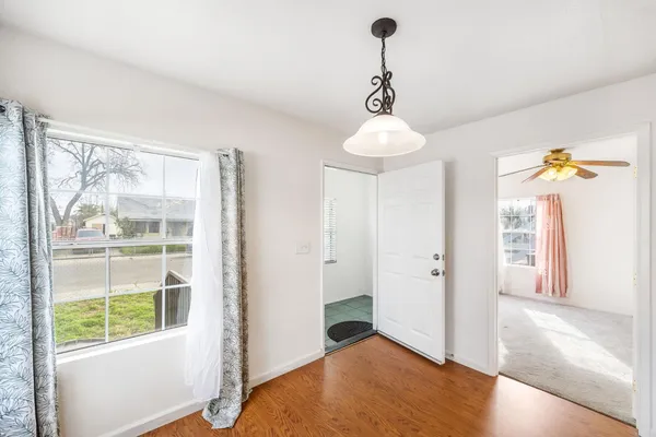 $385,000 | 3059 Crandall Avenue, Sacramento, CA 95815