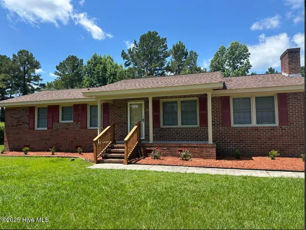 $1,850 | 54 Nixon Avenue, Rocky Point, NC 28457