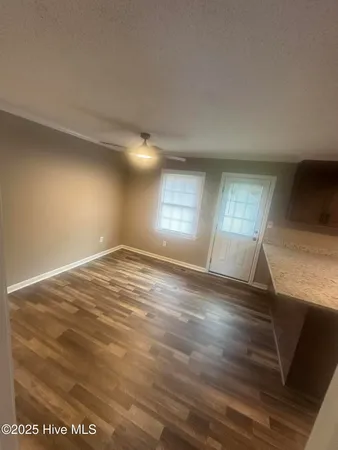 $1,850 | 54 Nixon Avenue, Rocky Point, NC 28457