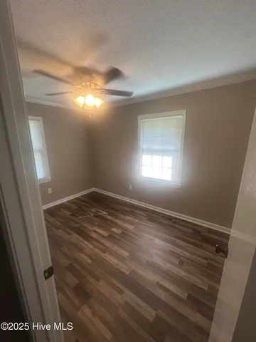 $1,900 | 54 Nixon Avenue, Rocky Point, NC 28457