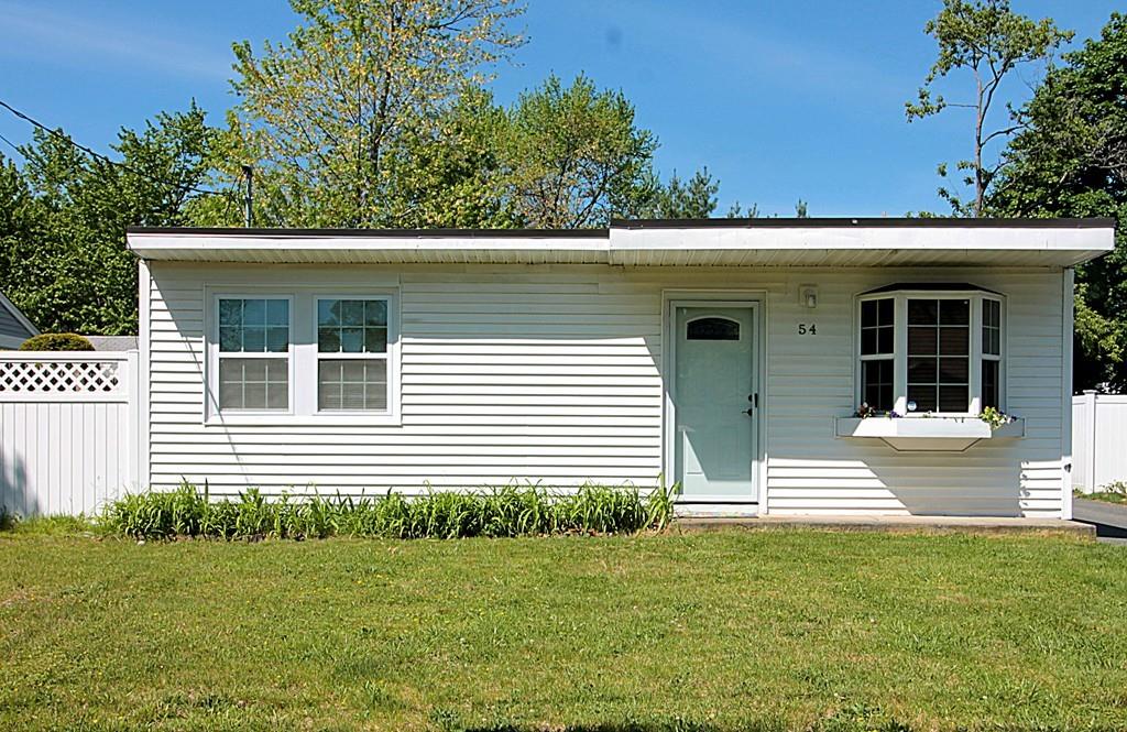 54 Lucerne Road Springfield, MA 01119 - Photo 1 of 29