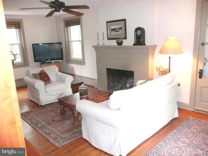 1124 Kepler Road Pottstown, PA 19464 - Photo 2 of 17 Gallery Image 2