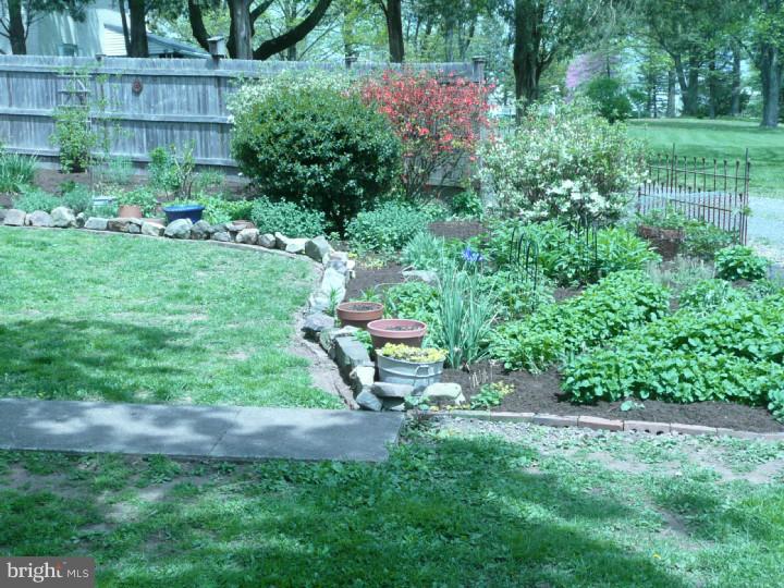 1124 Kepler Road Pottstown, PA 19464 - Photo 13 of 17 Gallery Image 13