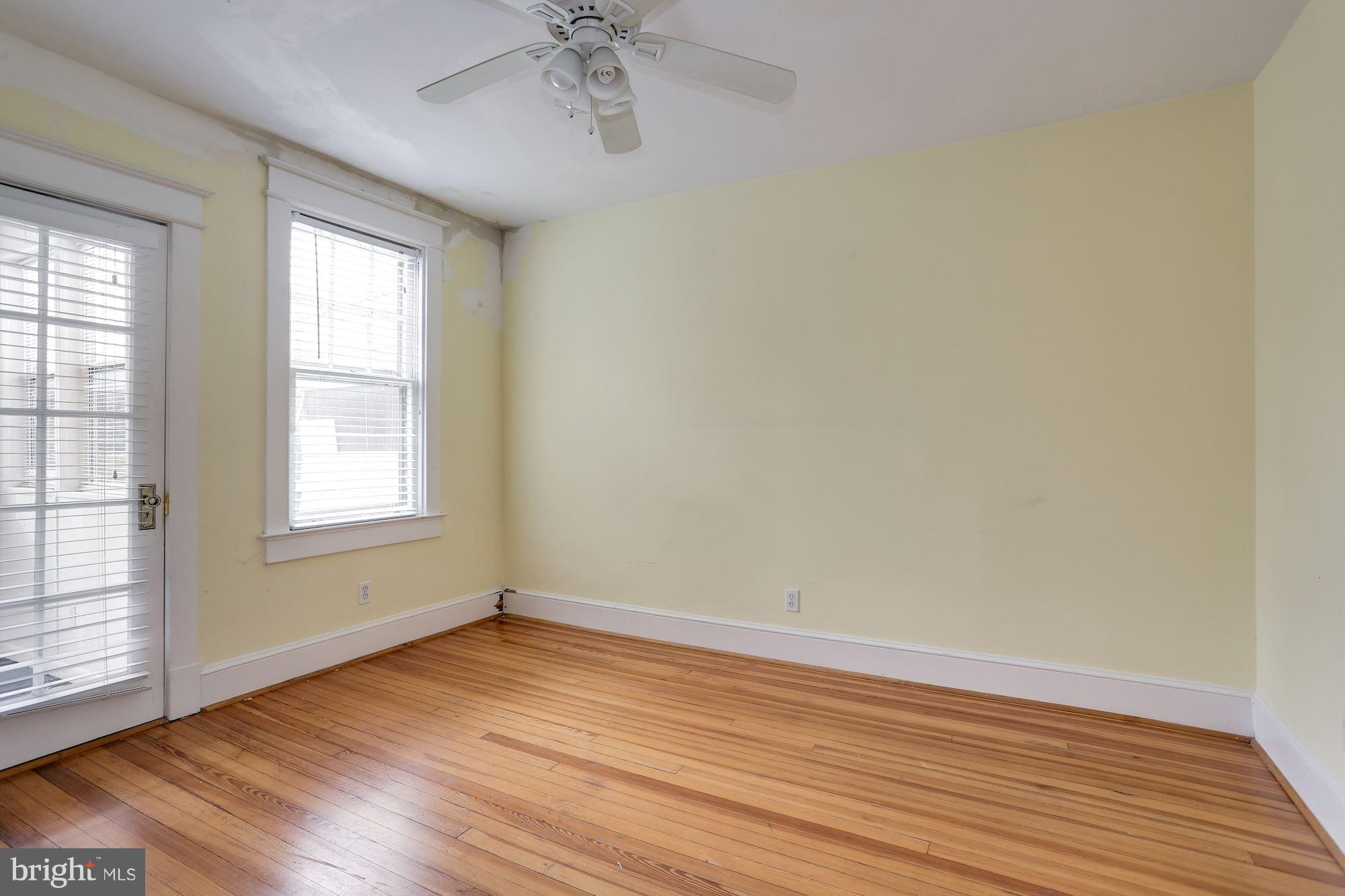 1720 34th Street Northwest Washington, DC 20007 - Photo 9 of 27