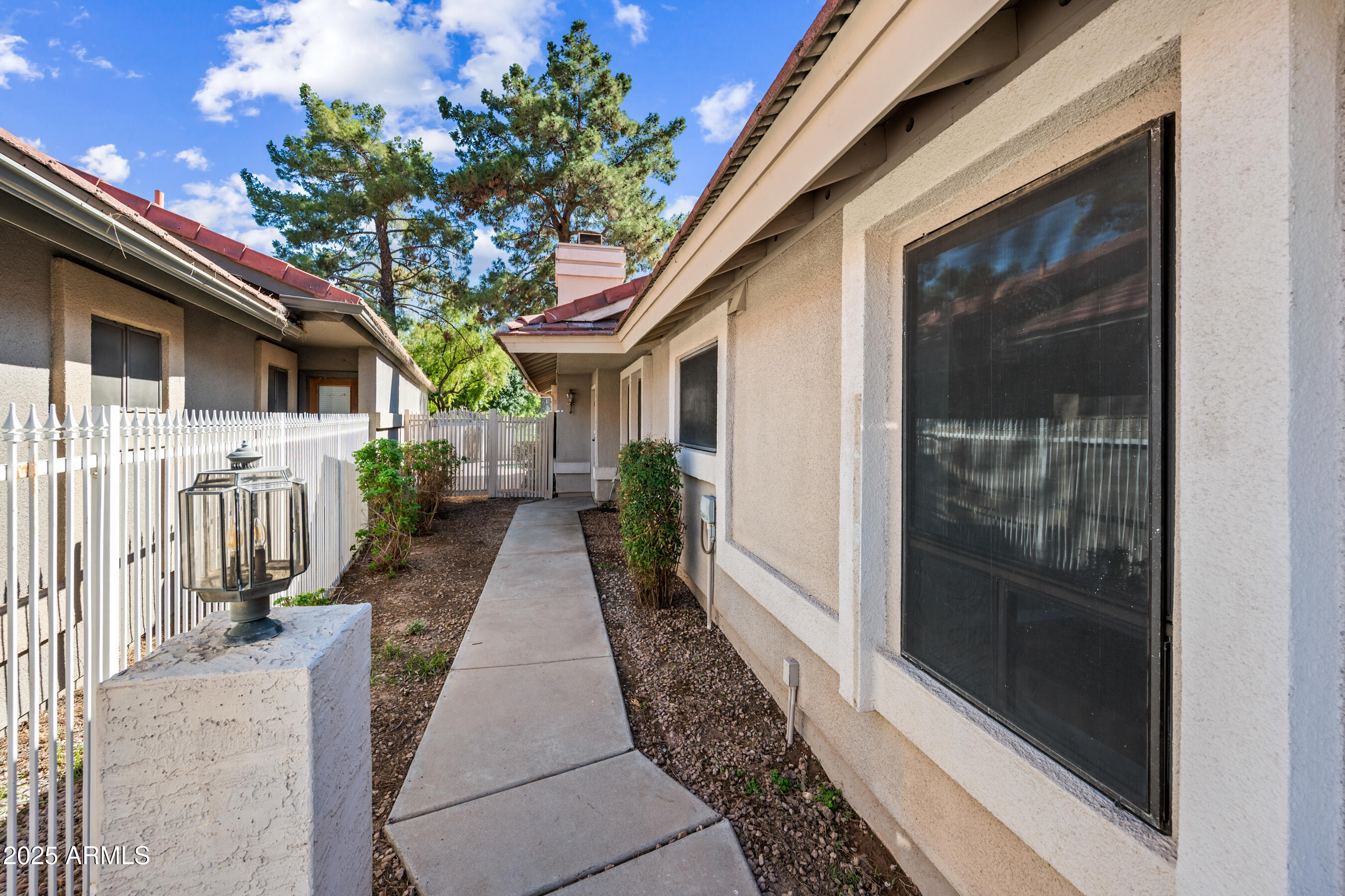 5751 West Del Rio Street Chandler, AZ 85226 - Photo 5 of 44 a house view with a outdoor space
